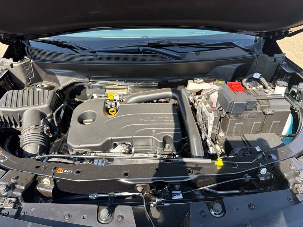 2027 Chevrolet Equinox LT - Photo 34