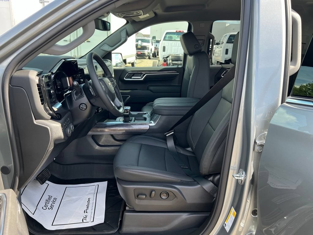 2026 Chevrolet Silverado 1500 LTZ - Photo 29