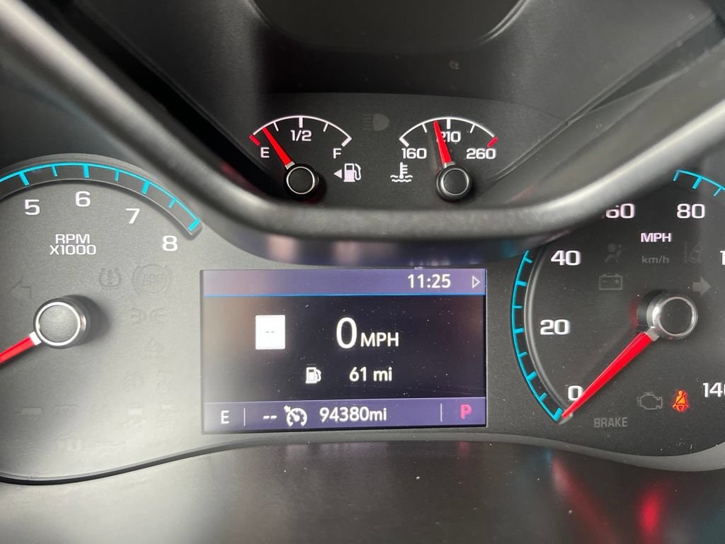 2021 Chevrolet Colorado ZR2 - Photo 11