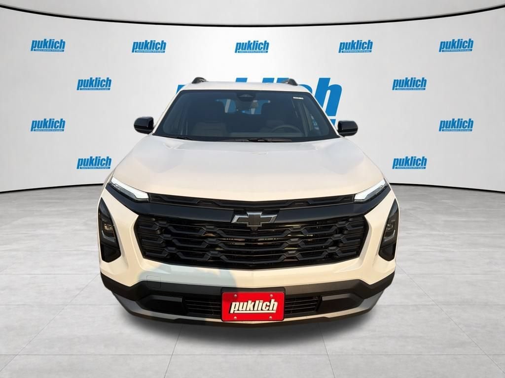 2027 Chevrolet Equinox LT - Photo 11