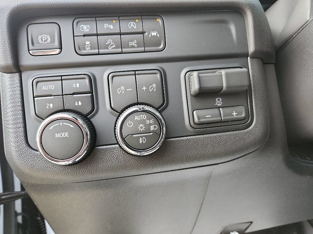 2026 Chevrolet Tahoe Premier - Photo 17
