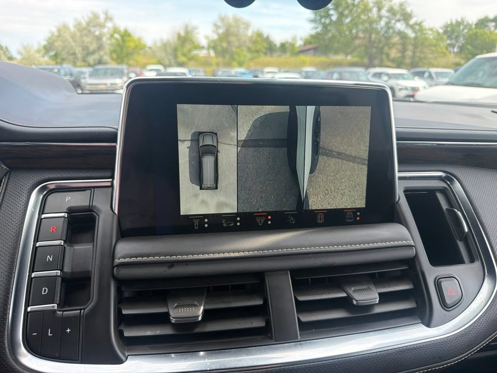 2023 Chevrolet Suburban Premier - Photo 21