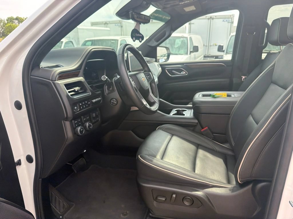 2023 Chevrolet Suburban Premier - Photo 33