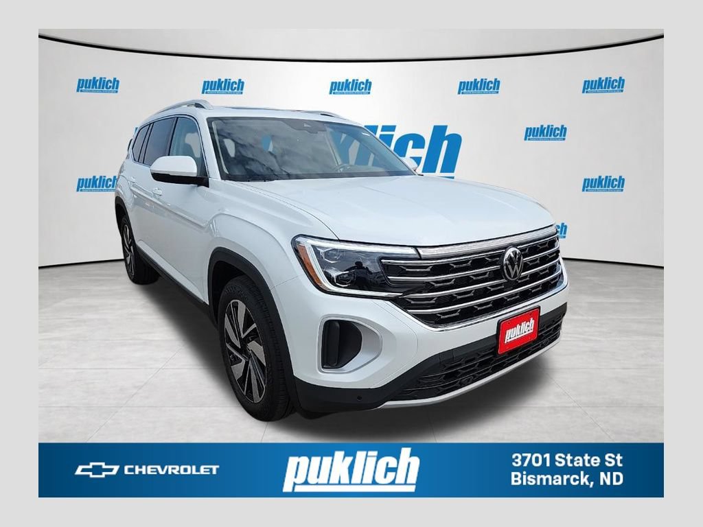 White off-White 2026 Volkswagen Atlas SUV / Crossover All-Wheel Drive Automatic