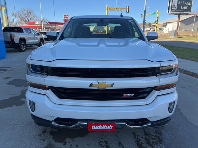 2018 Chevrolet Silverado 1500 LT photo 3
