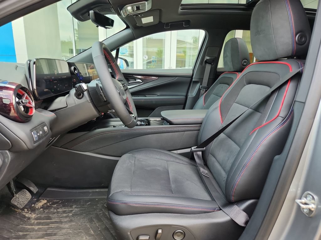 2026 Chevrolet Blazer EV RS - Photo 11