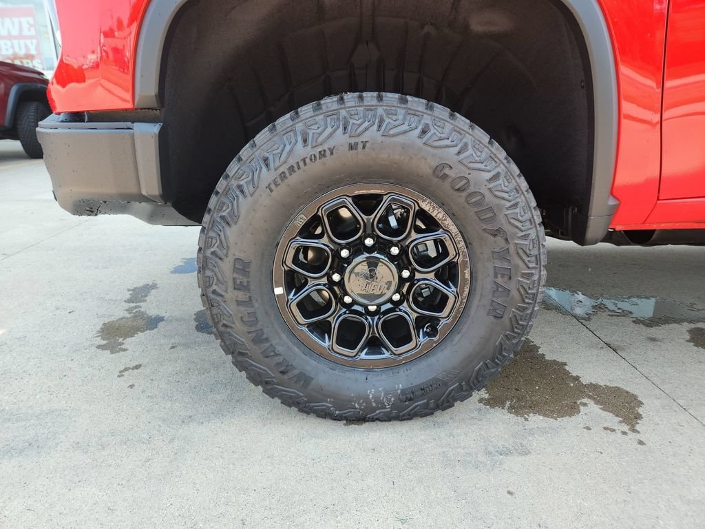 2026 Chevrolet Silverado 2500 HD ZR2 - Photo 29