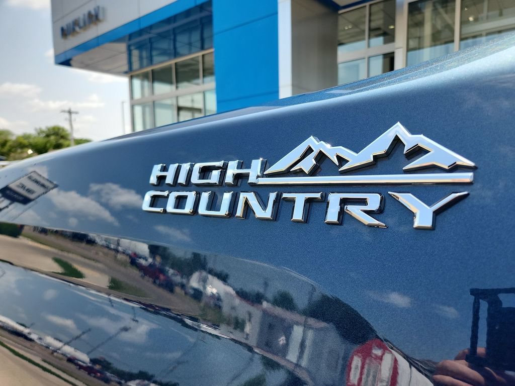 2026 Chevrolet Silverado 2500 HD High Country - Photo 34