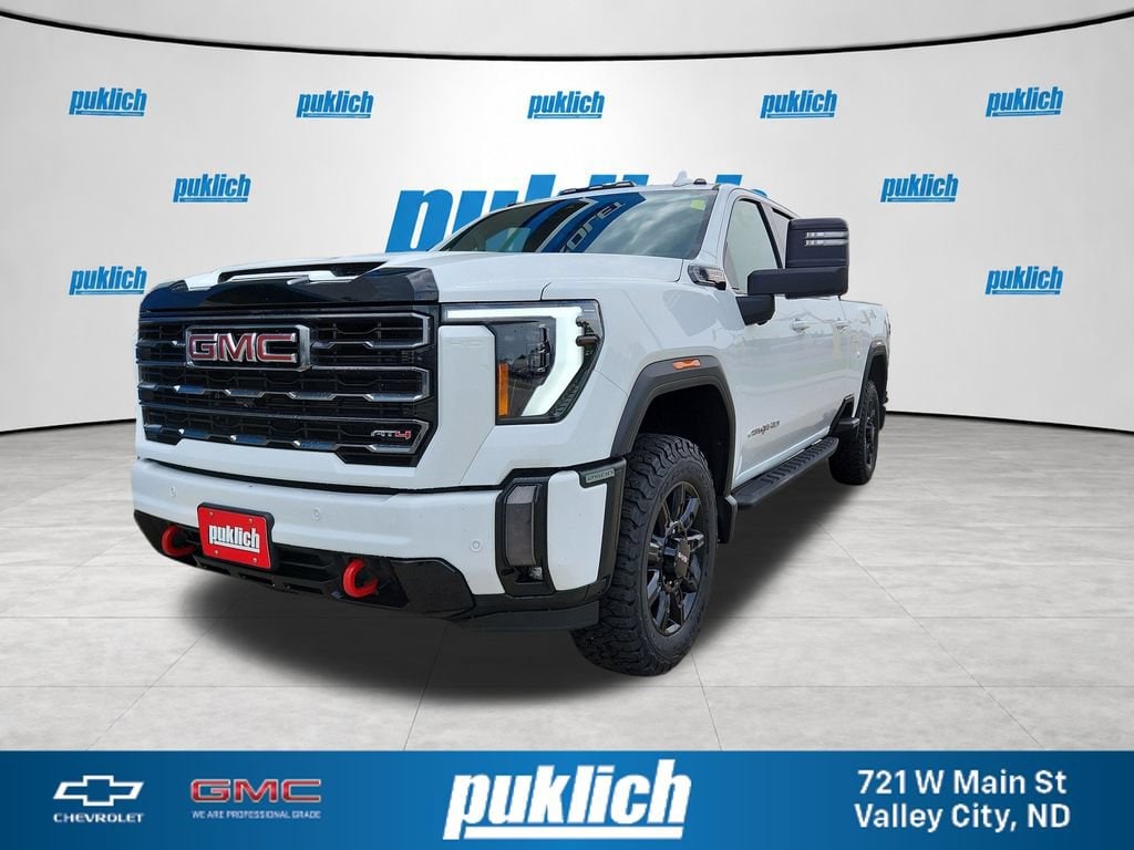 Summit White 2024 GMC Sierra 2500HD Pickup Truck Four-Wheel Drive Automatic