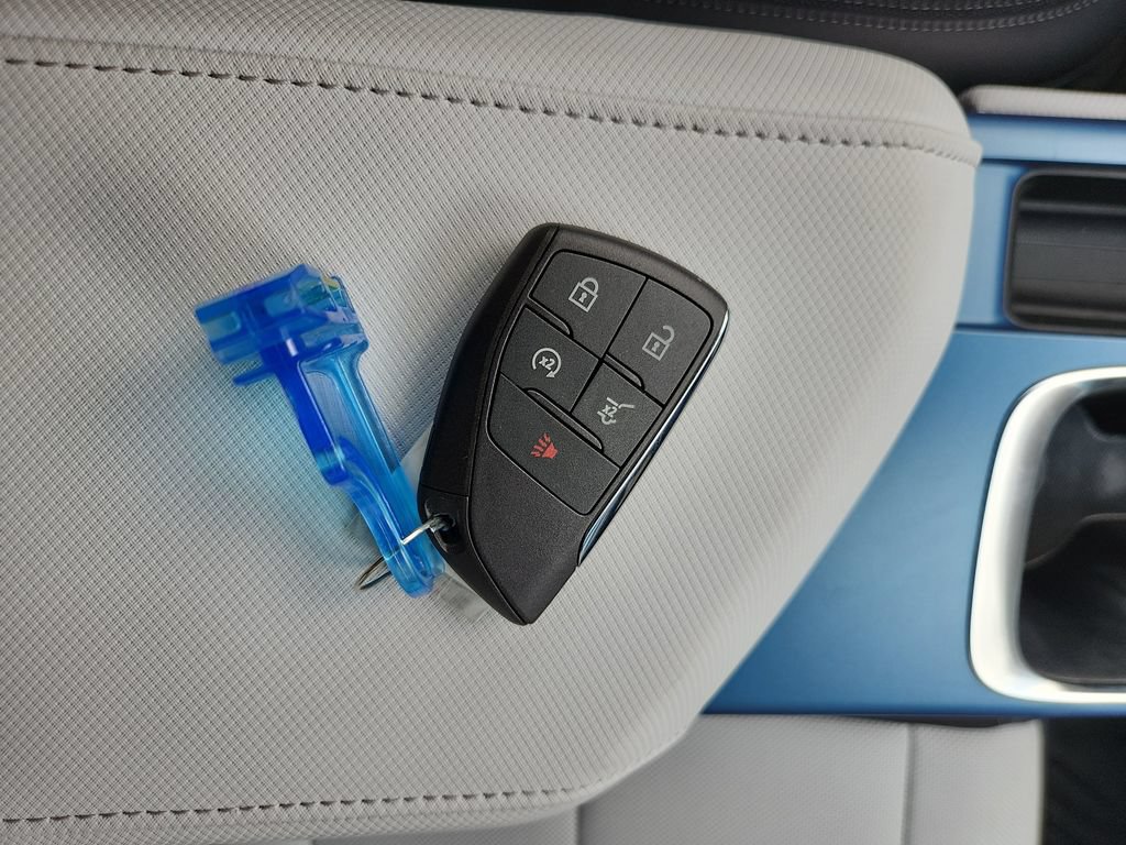 2025 Chevrolet Equinox EV LT - Photo 30