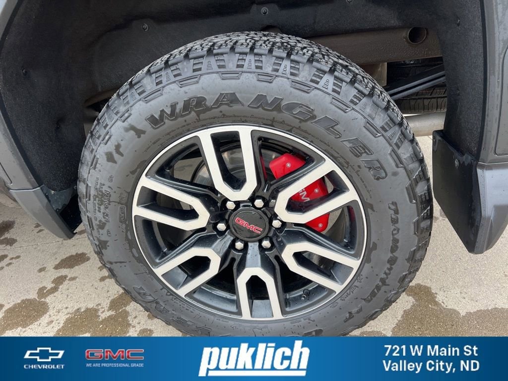 2024 GMC Sierra 4WD Crew Cab Short Box AT4's photo