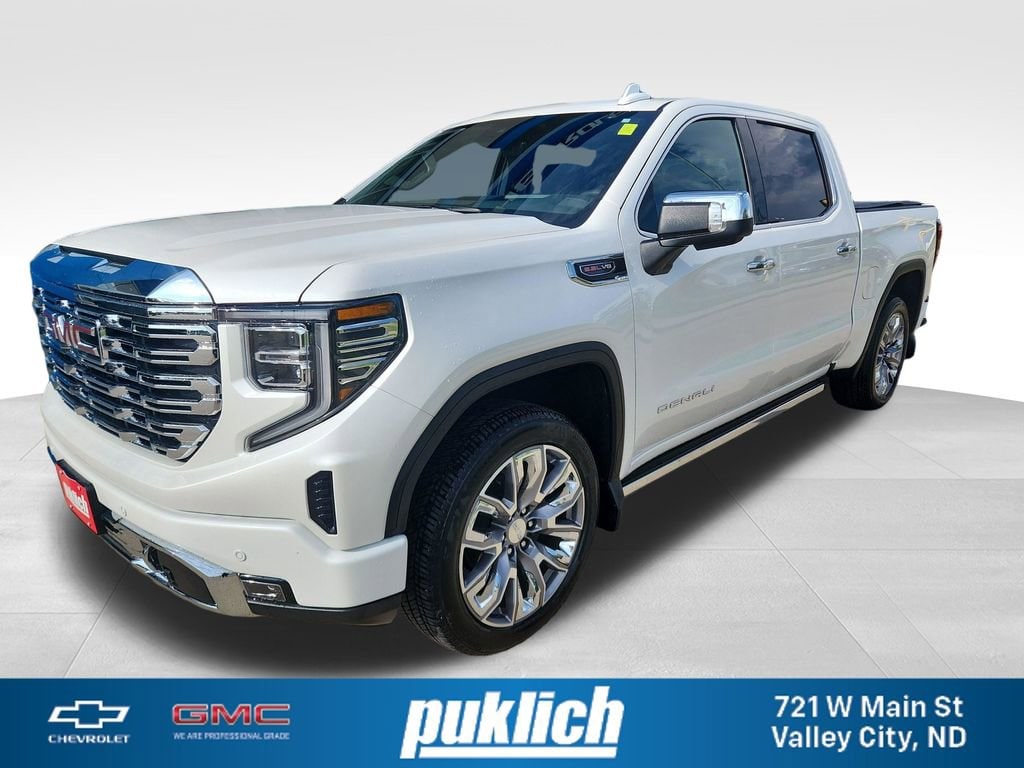 2023 GMC Sierra 4WD Crew Cab Short Box Denali's photo
