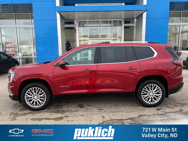 2024 GMC Acadia Denali's photo