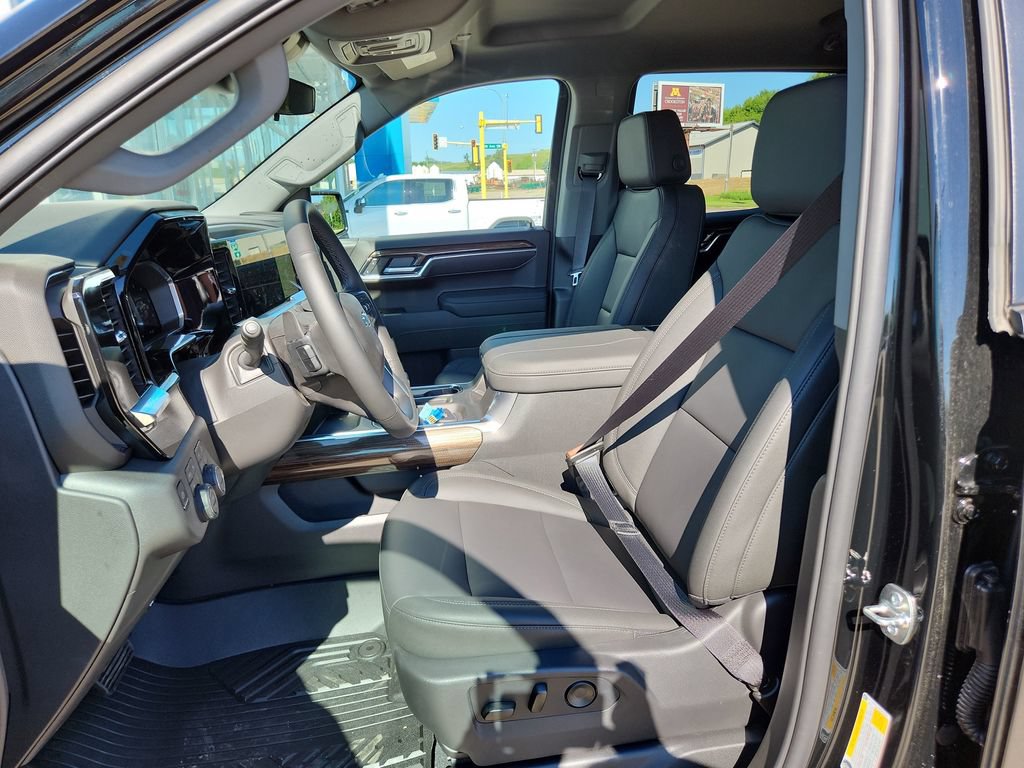 2026 Chevrolet Silverado 1500 LT Trail Boss - Photo 11