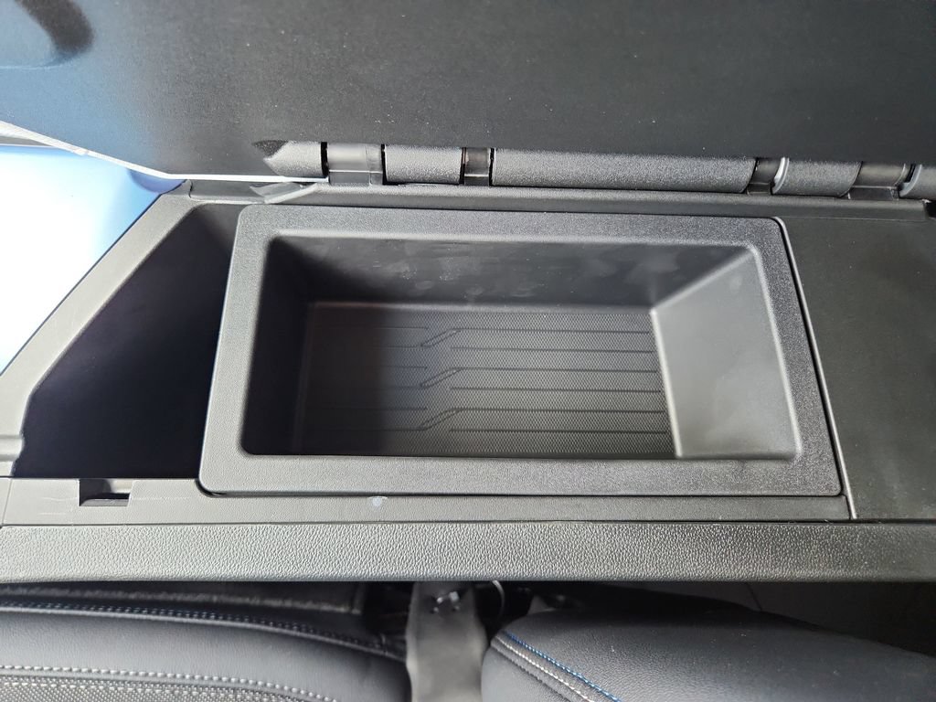 2025 Chevrolet Equinox EV LT - Photo 28