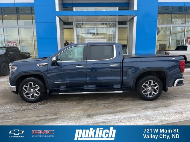 2023 GMC Sierra 1500 SLT's photo