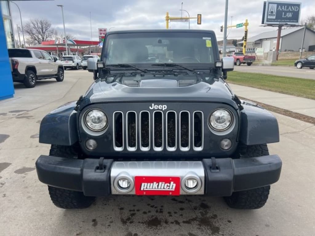 Used 2017 Jeep Wrangler Unlimited Chief Edition 4x4 SUV
