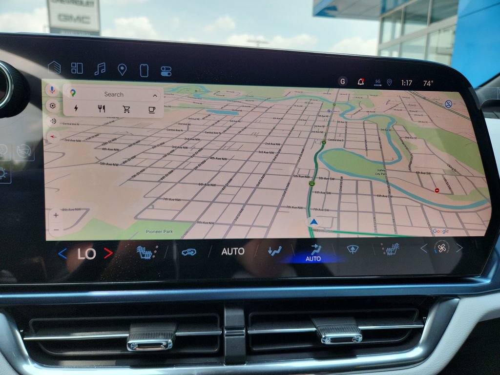 2025 Chevrolet Equinox EV LT - Photo 22