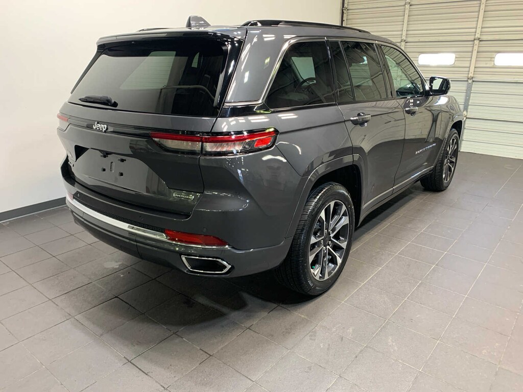 Used 2022 Jeep Grand Cherokee Overland SUV
