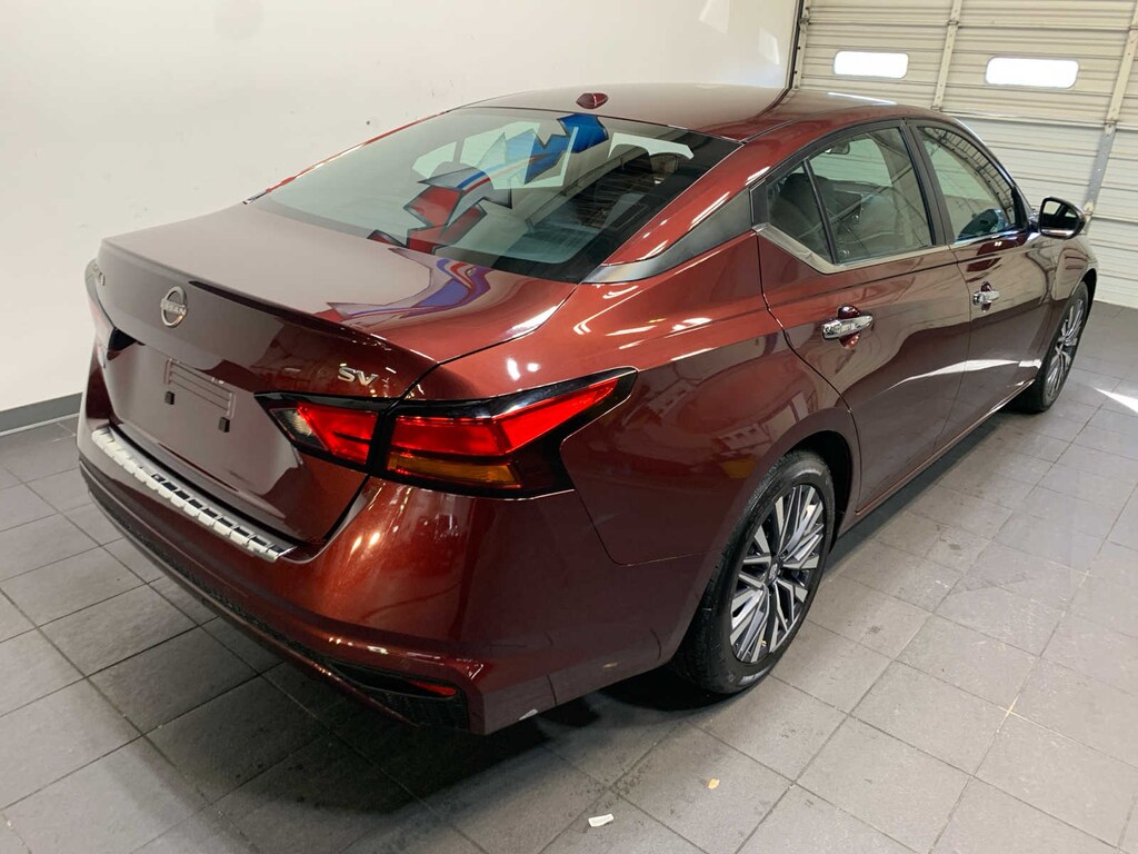 Used 2023 Nissan Altima 2.5 SV Sedan