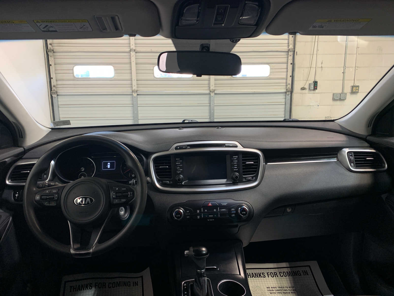 2018 Kia Sorento LX photo 4