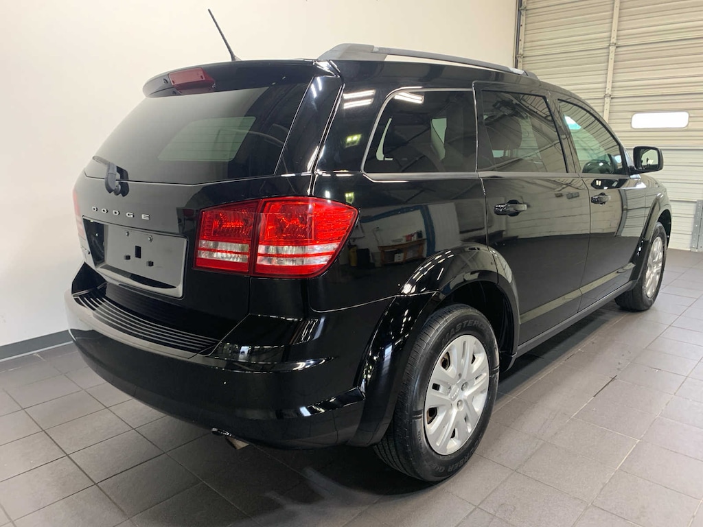 Used 2017 Dodge Journey SE SUV