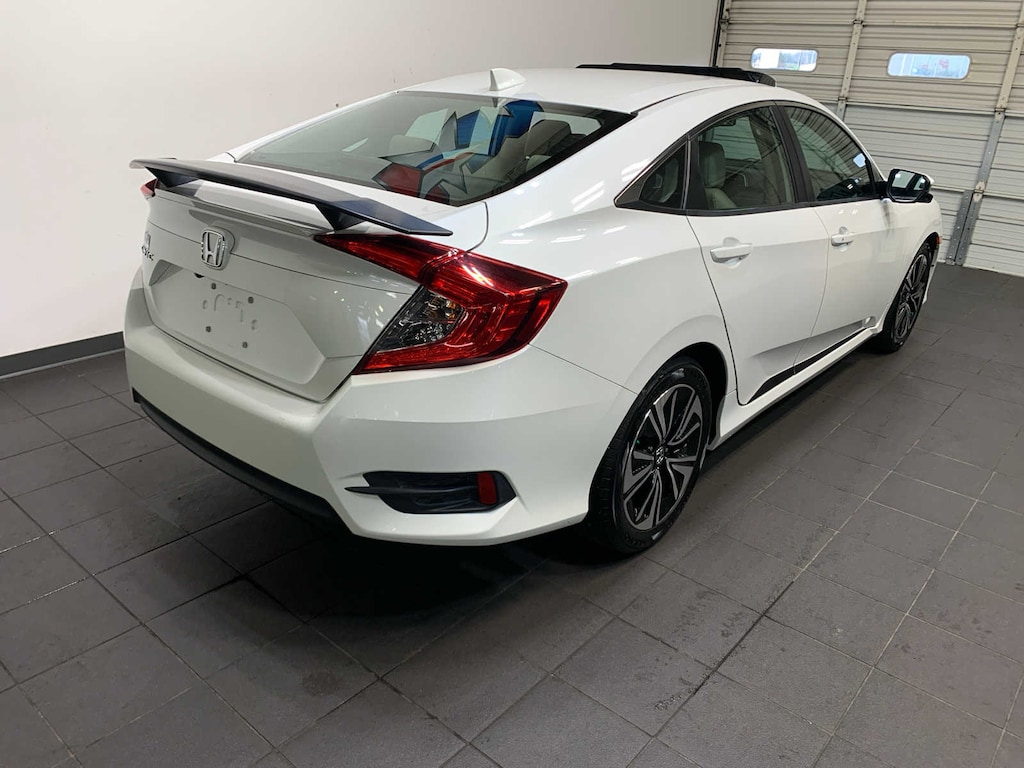 Used 2017 Honda Civic EX-L Sedan