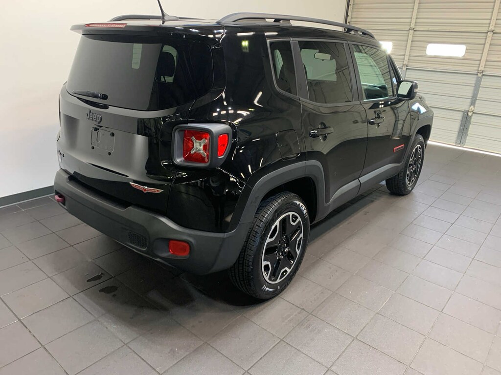 Used 2017 Jeep Renegade Trailhawk 4x4 SUV
