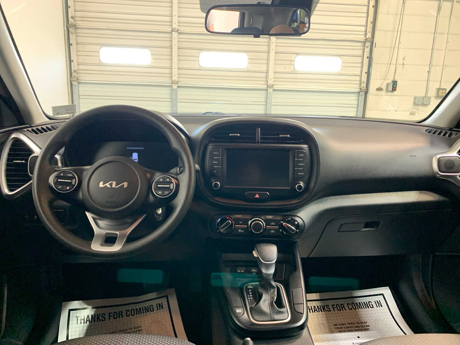 2023 Kia Soul LX photo 4