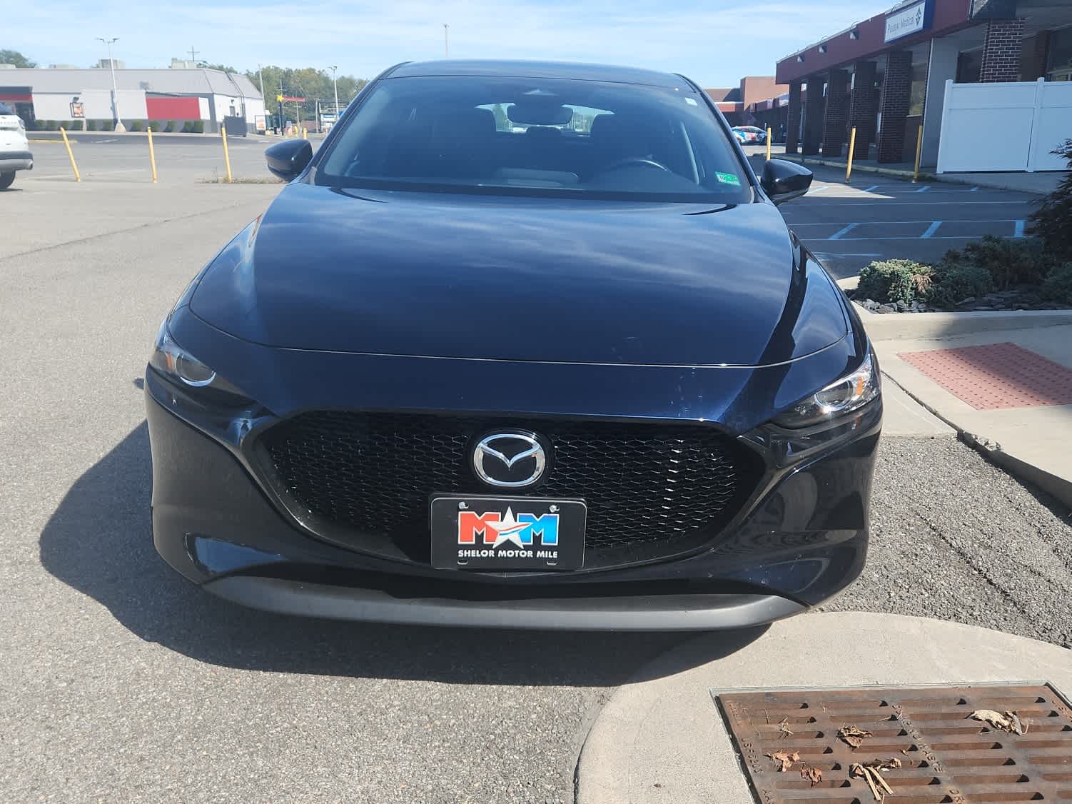 2024 Mazda Mazda3 Hatchback 2.5 Select Sport photo 2