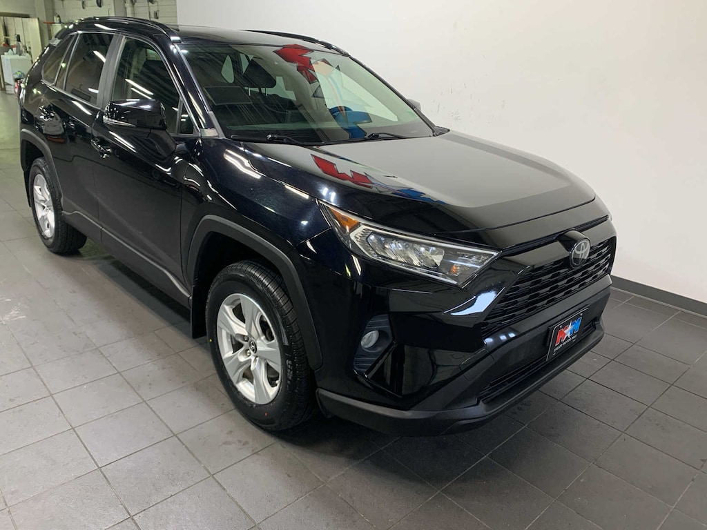 Used 2019 Toyota RAV4 XLE SUV