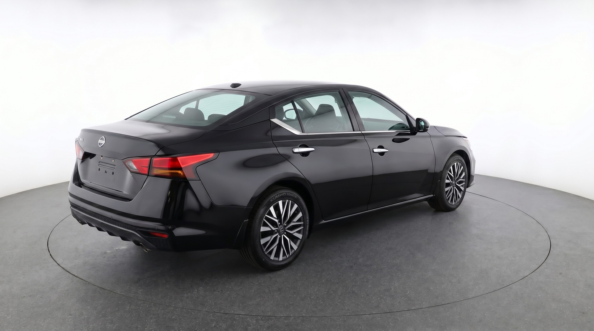 Thumbnail: 2025 Nissan Altima - 7