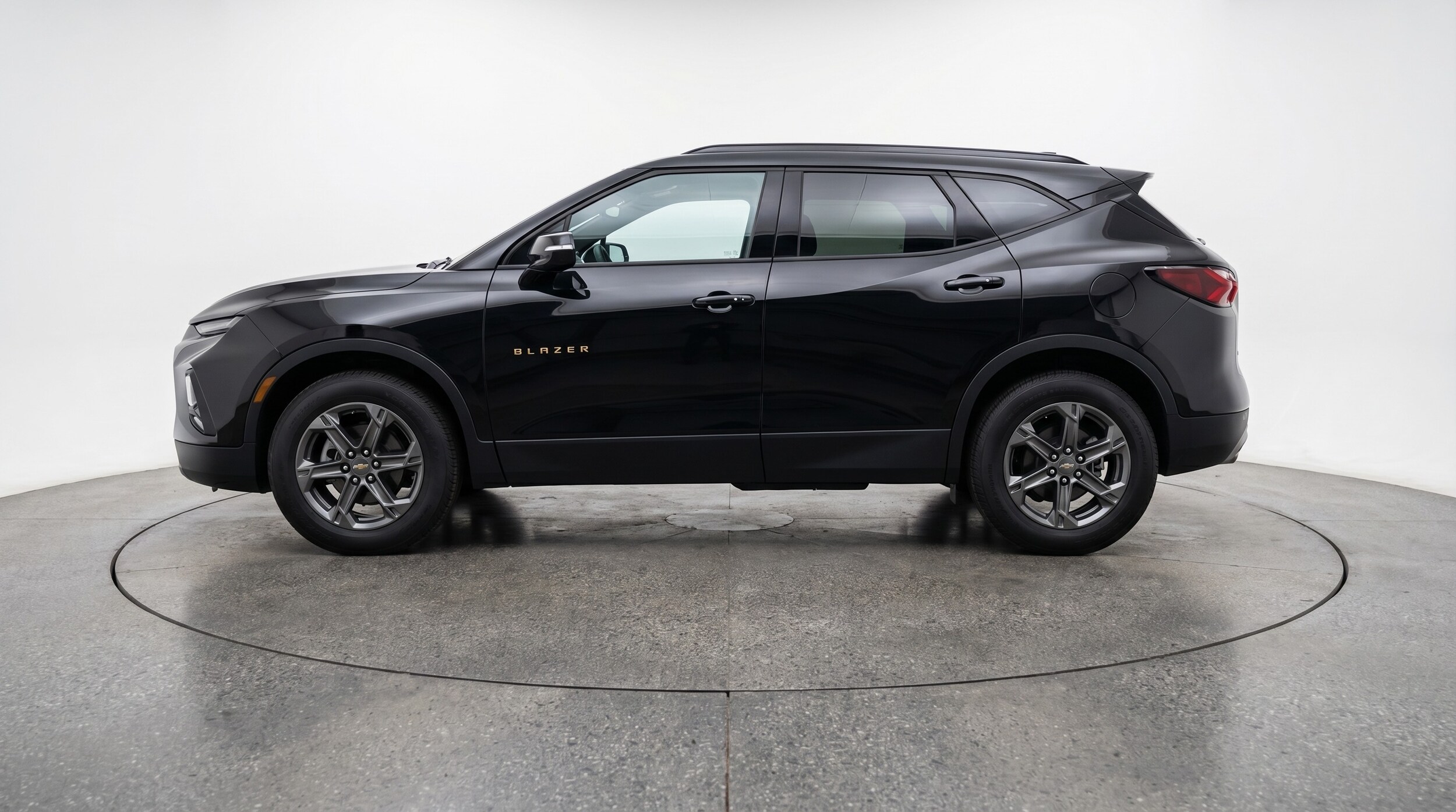 Thumbnail: 2025 Chevrolet Blazer - 4