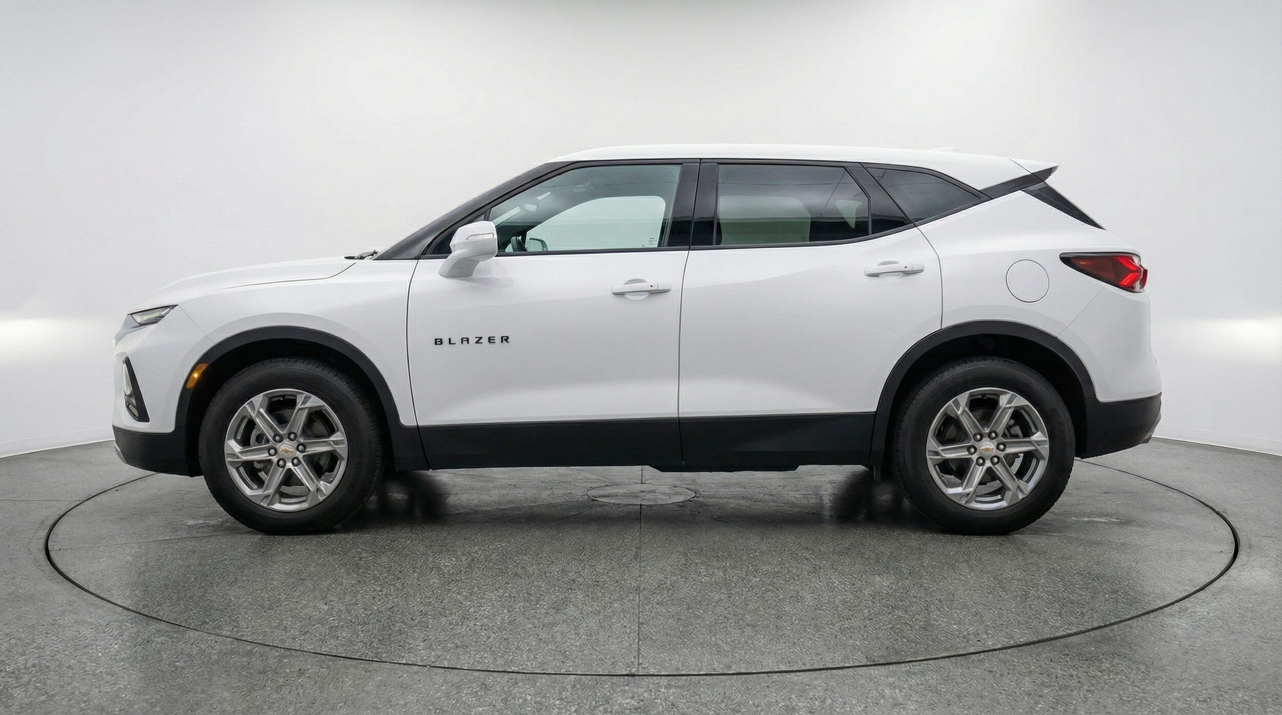 Thumbnail: 2025 Chevrolet Blazer - 4