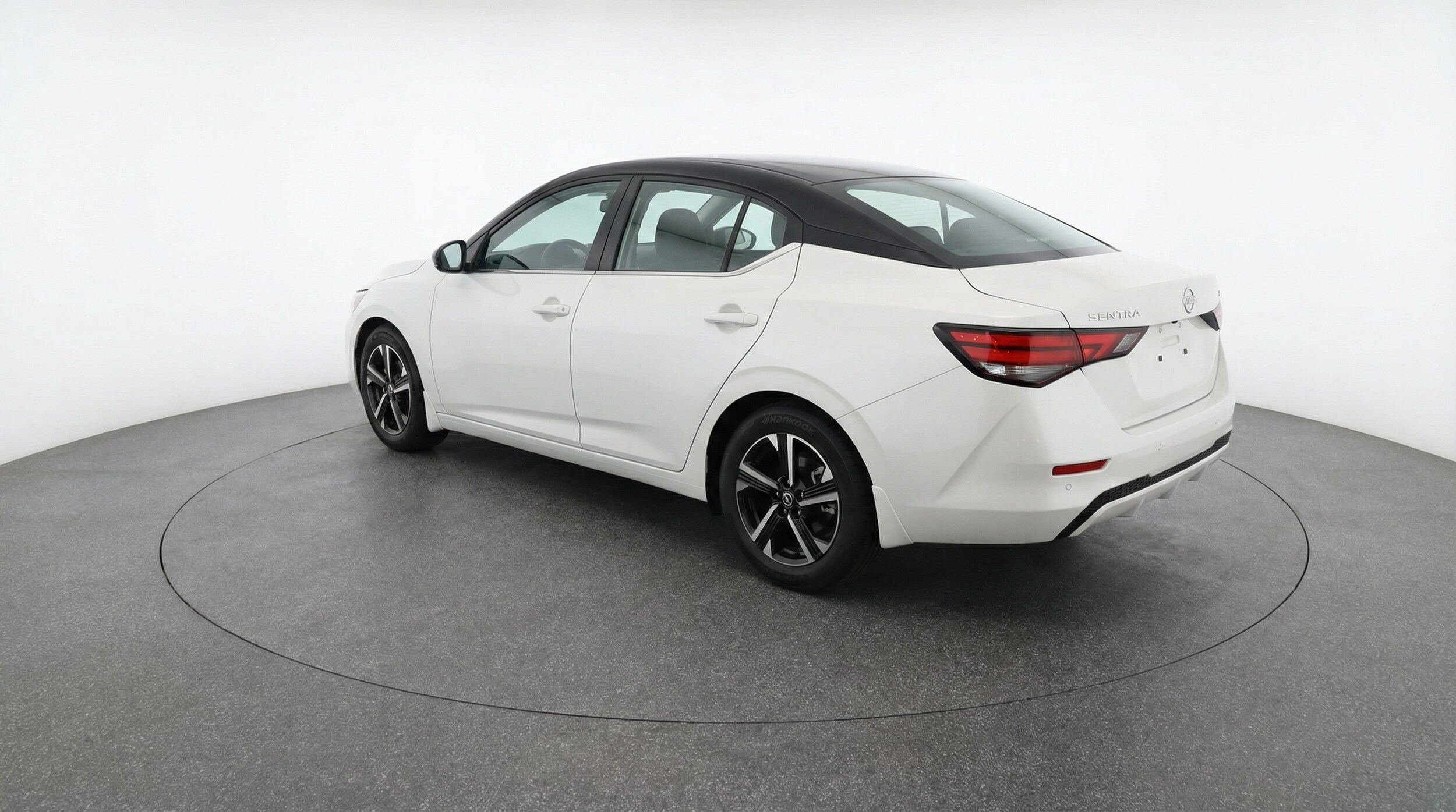 Thumbnail: 2025 Nissan Sentra - 5