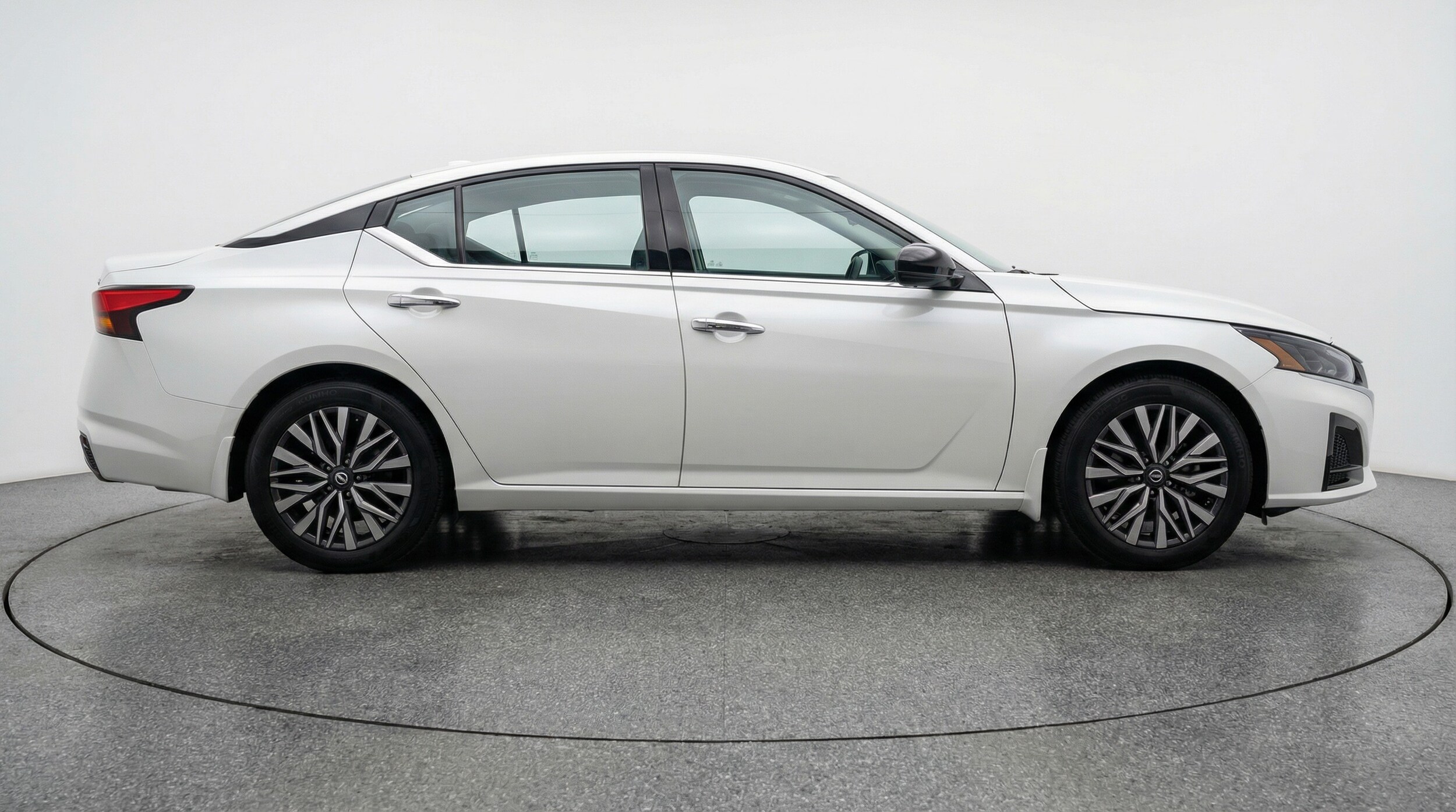 Thumbnail: 2025 Nissan Altima - 8
