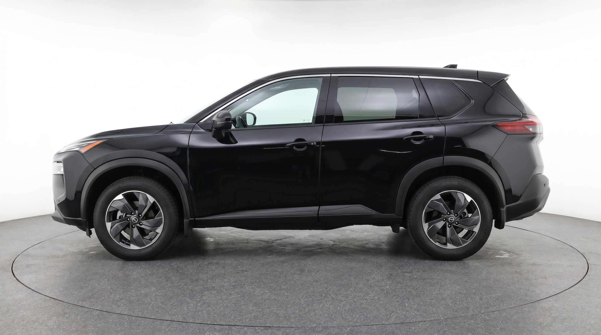 Thumbnail: 2025 Nissan Rogue - 4