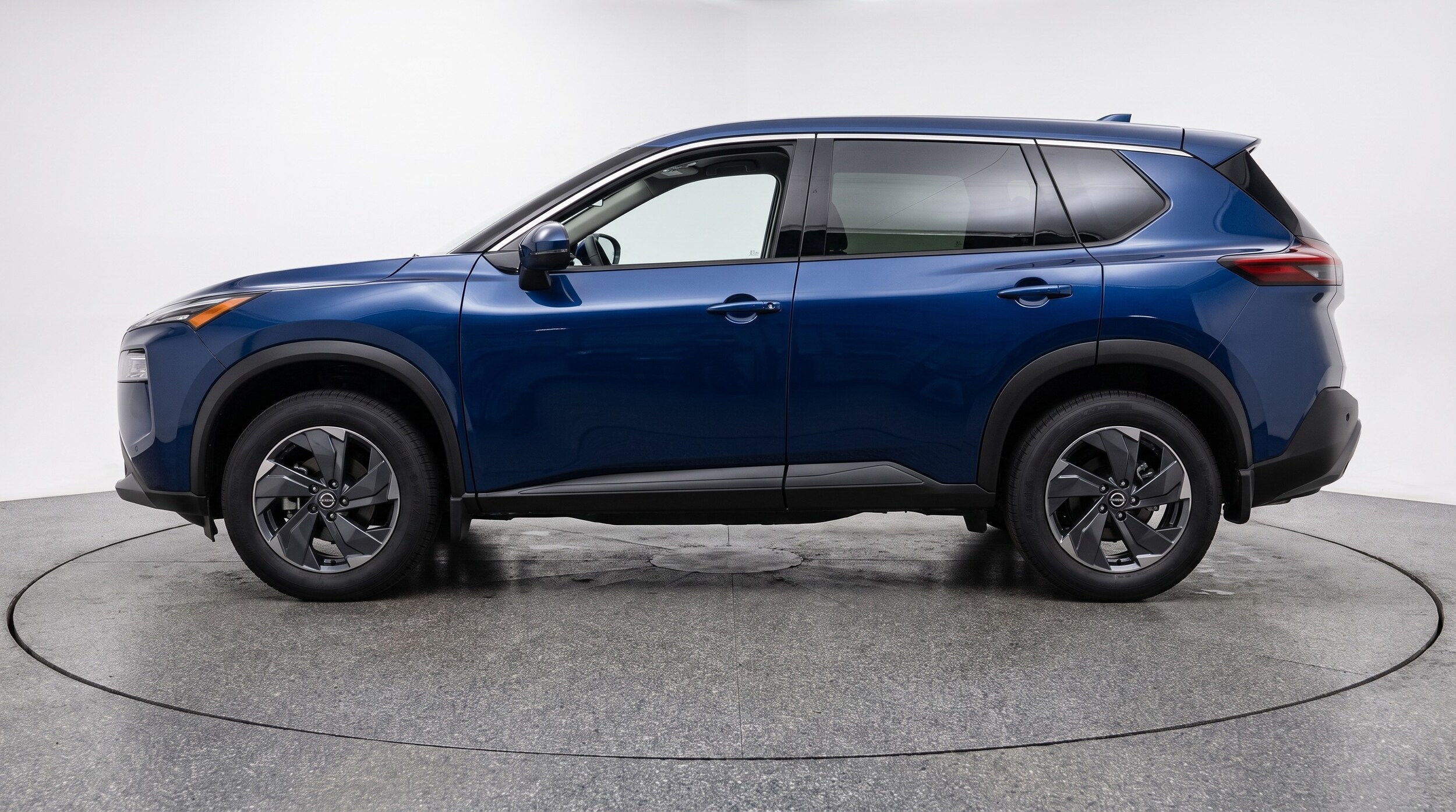 Thumbnail: 2025 Nissan Rogue - 4