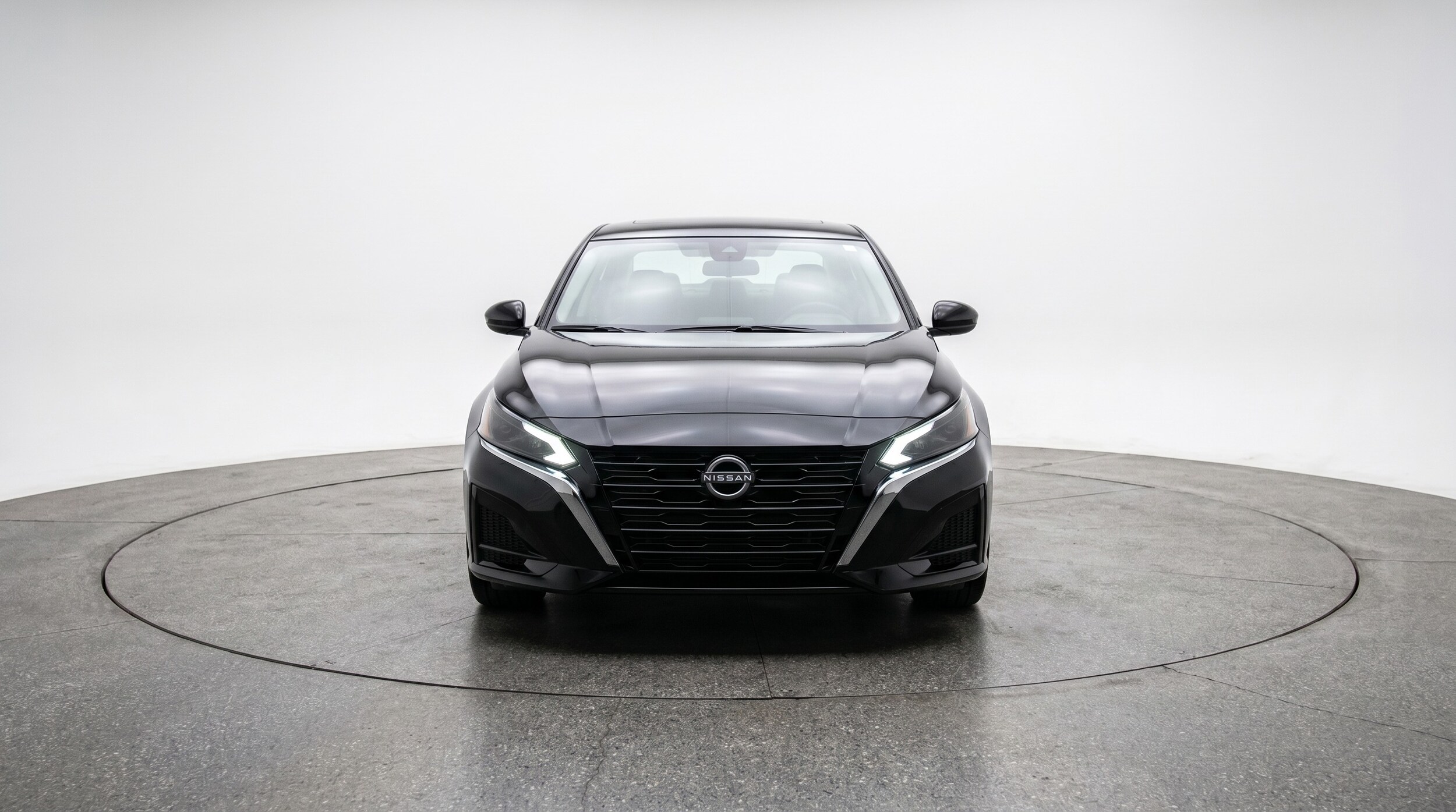 Thumbnail: 2025 Nissan Altima - 2