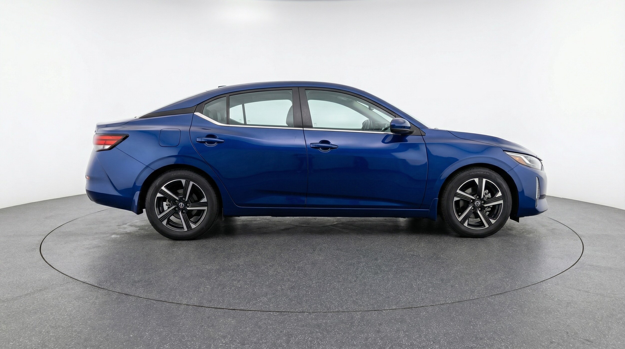 Thumbnail: 2025 Nissan Sentra - 8