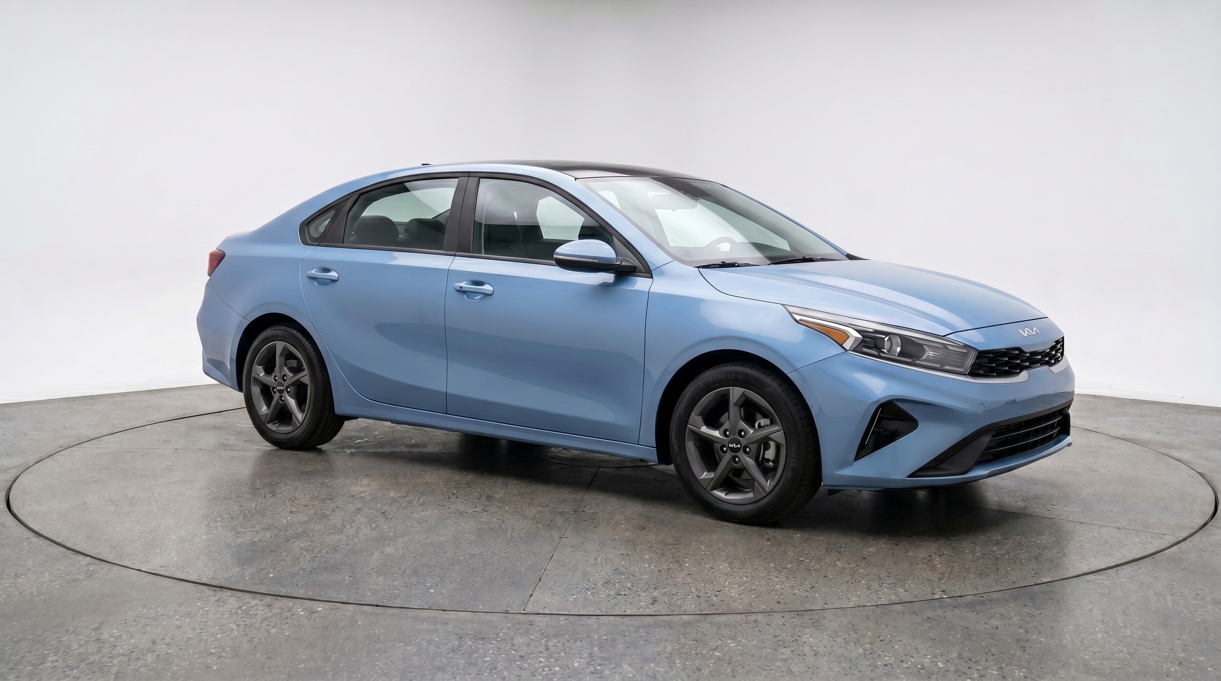 Thumbnail: 2026 Kia K4 - 1
