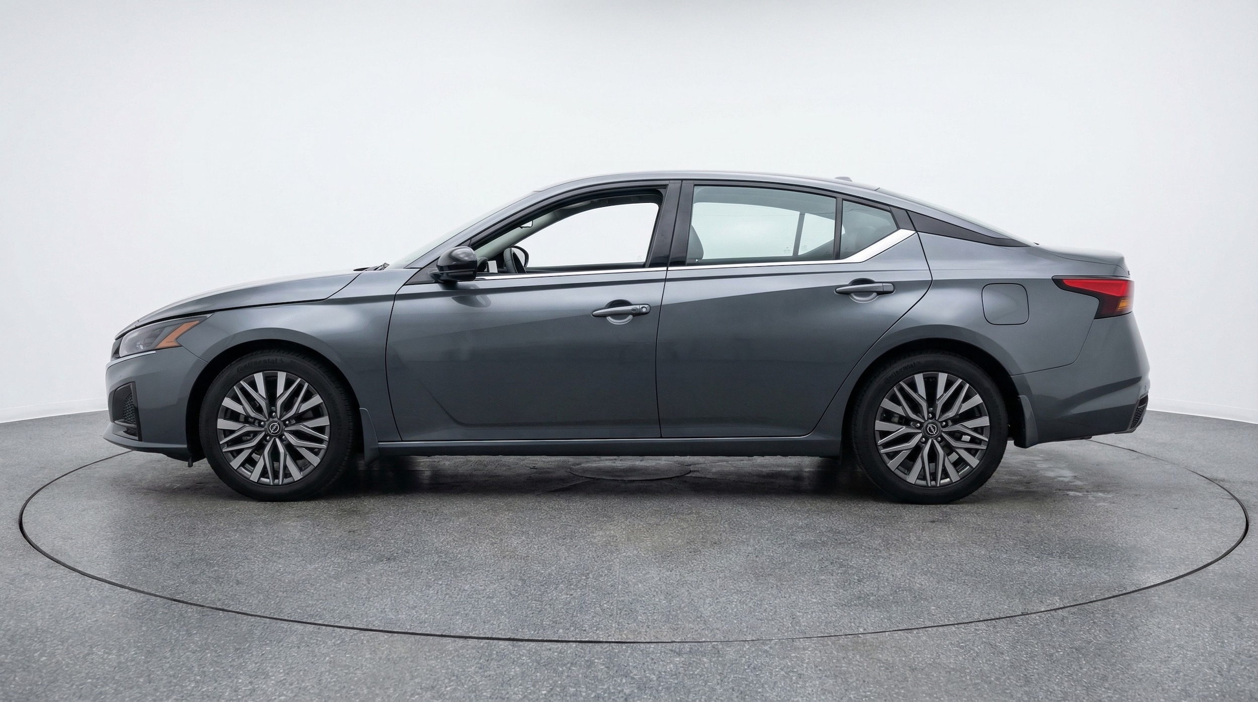 Thumbnail: 2025 Nissan Altima - 4