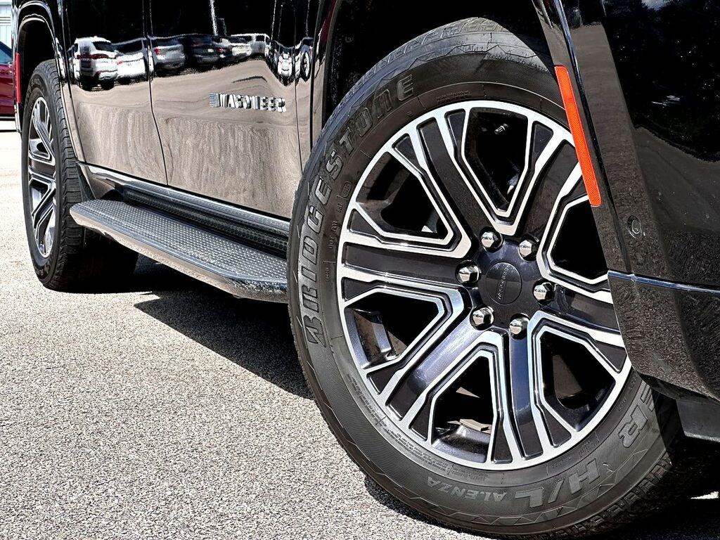 Used 2024 Jeep Wagoneer L Series II SUV