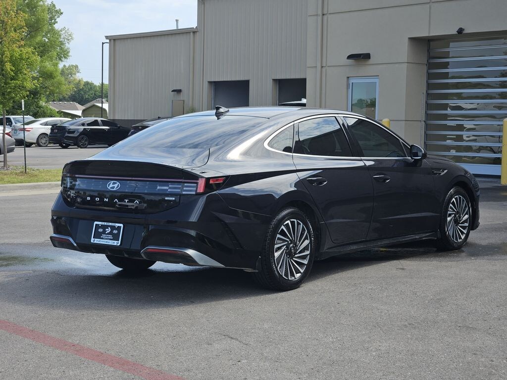 Certified 2024 Hyundai Sonata Hybrid SEL Sedan