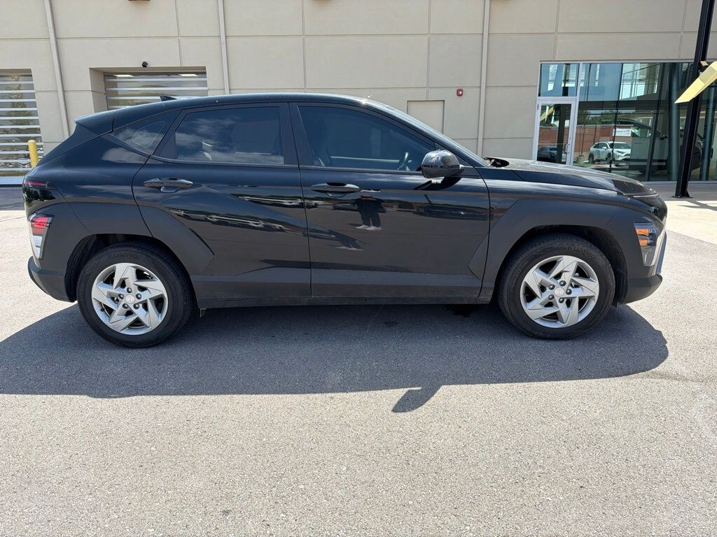Used 2025 Hyundai Kona SE SUV
