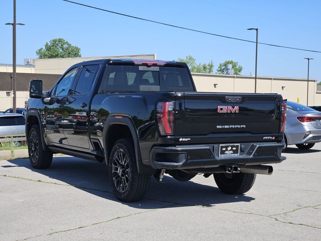 Used 2024 GMC Sierra 2500HD AT4 Truck