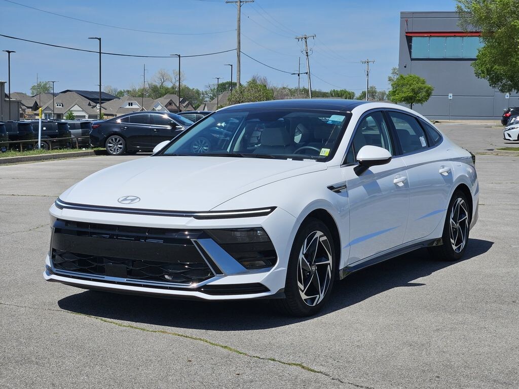 Certified 2025 Hyundai Sonata SEL Convenience Sedan