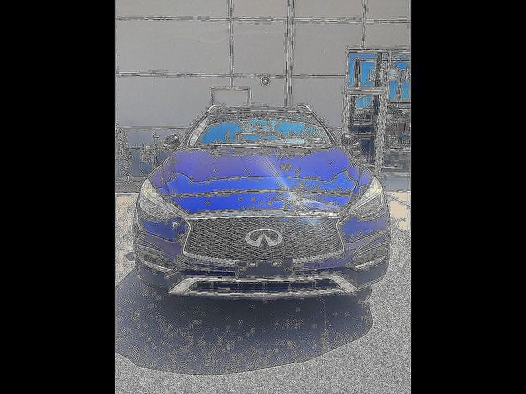 Used 2018 INFINITI QX30 Premium SUV
