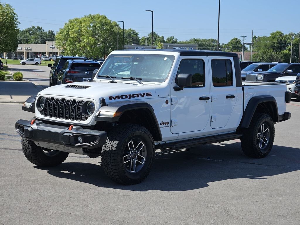 Used 2024 Jeep Gladiator Mojave Truck