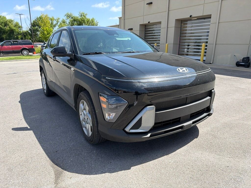 Used 2025 Hyundai Kona SE SUV